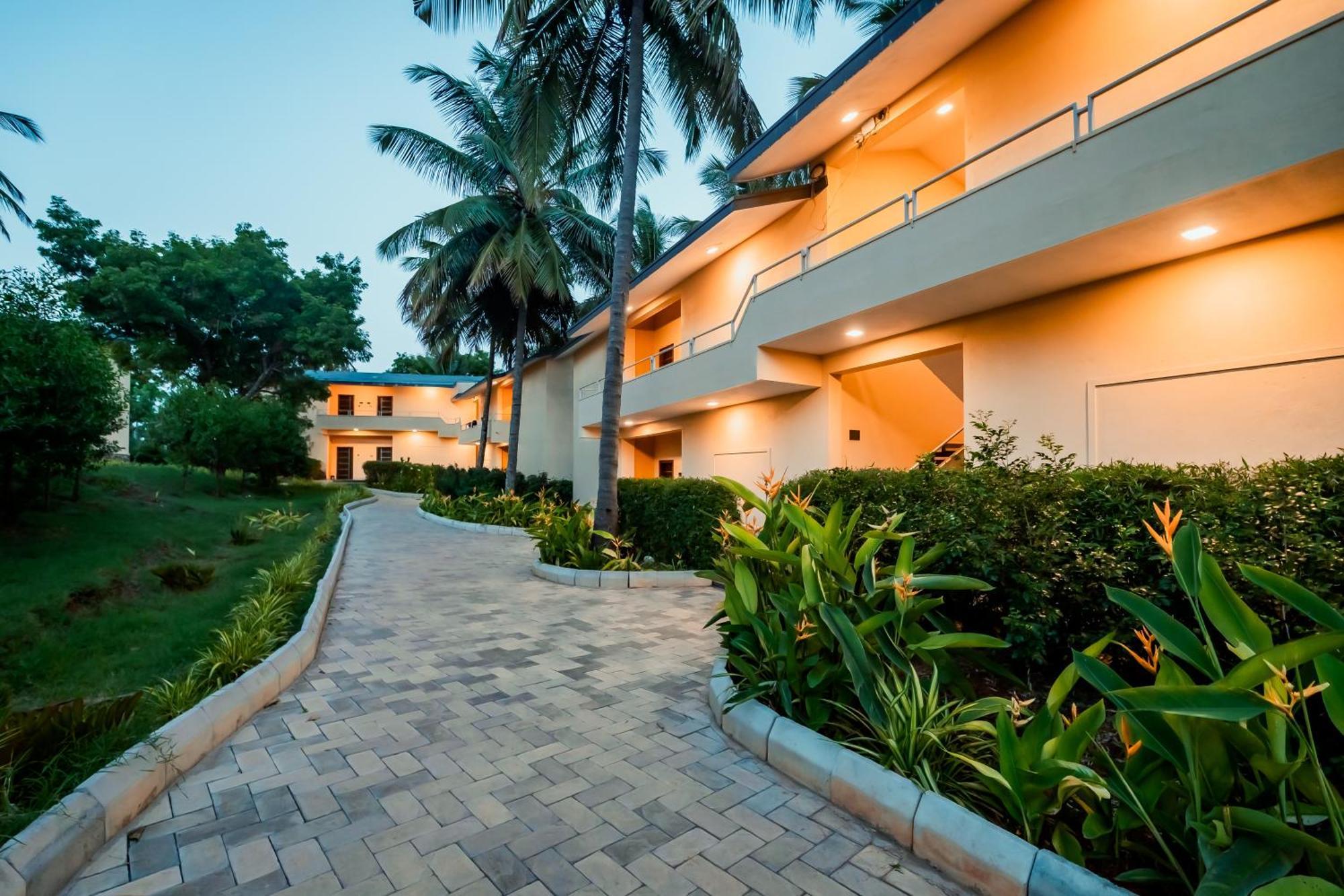 Commune18 Spa Resorts Chikmagalur Exterior photo