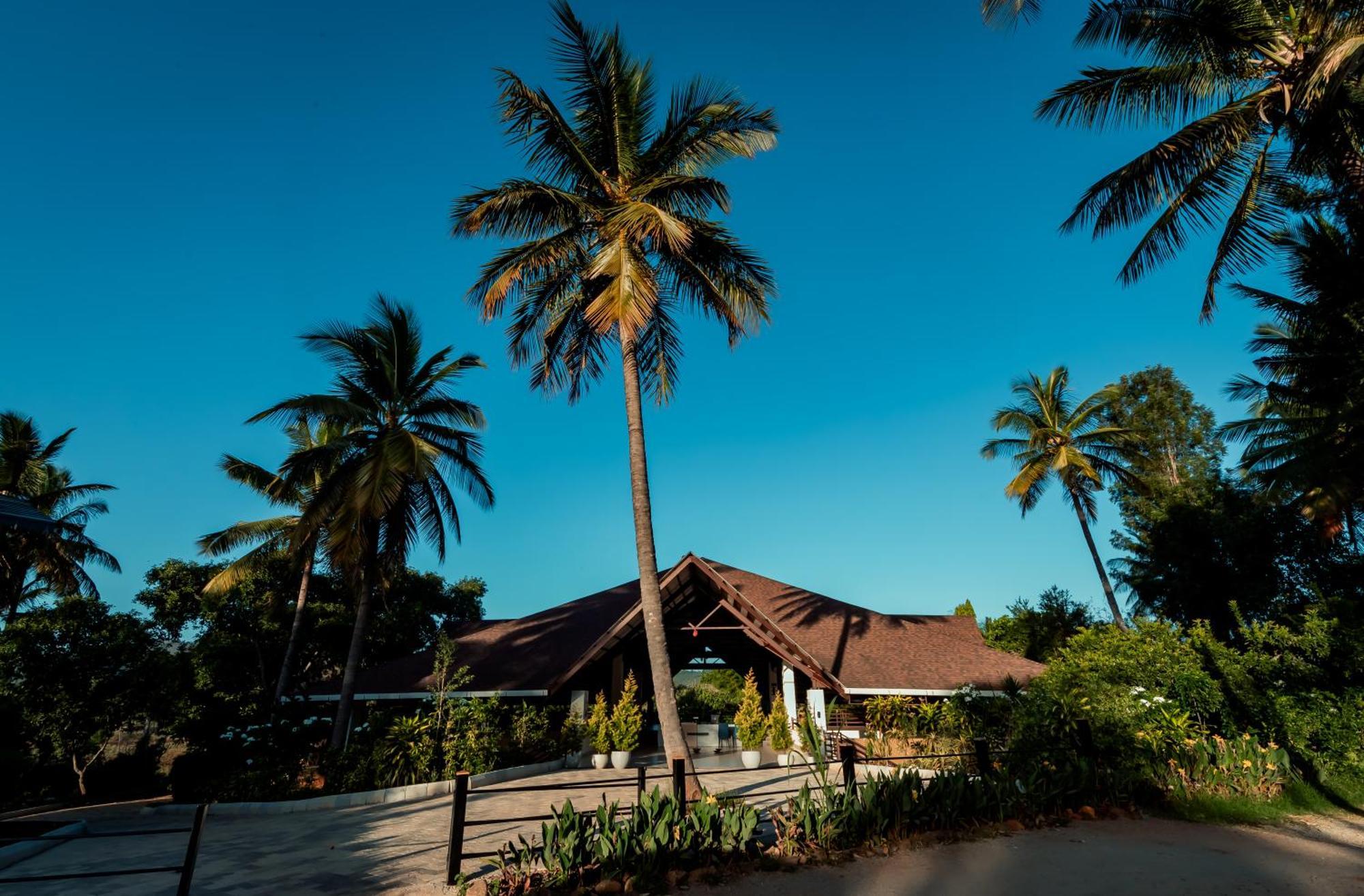 Commune18 Spa Resorts Chikmagalur Exterior photo
