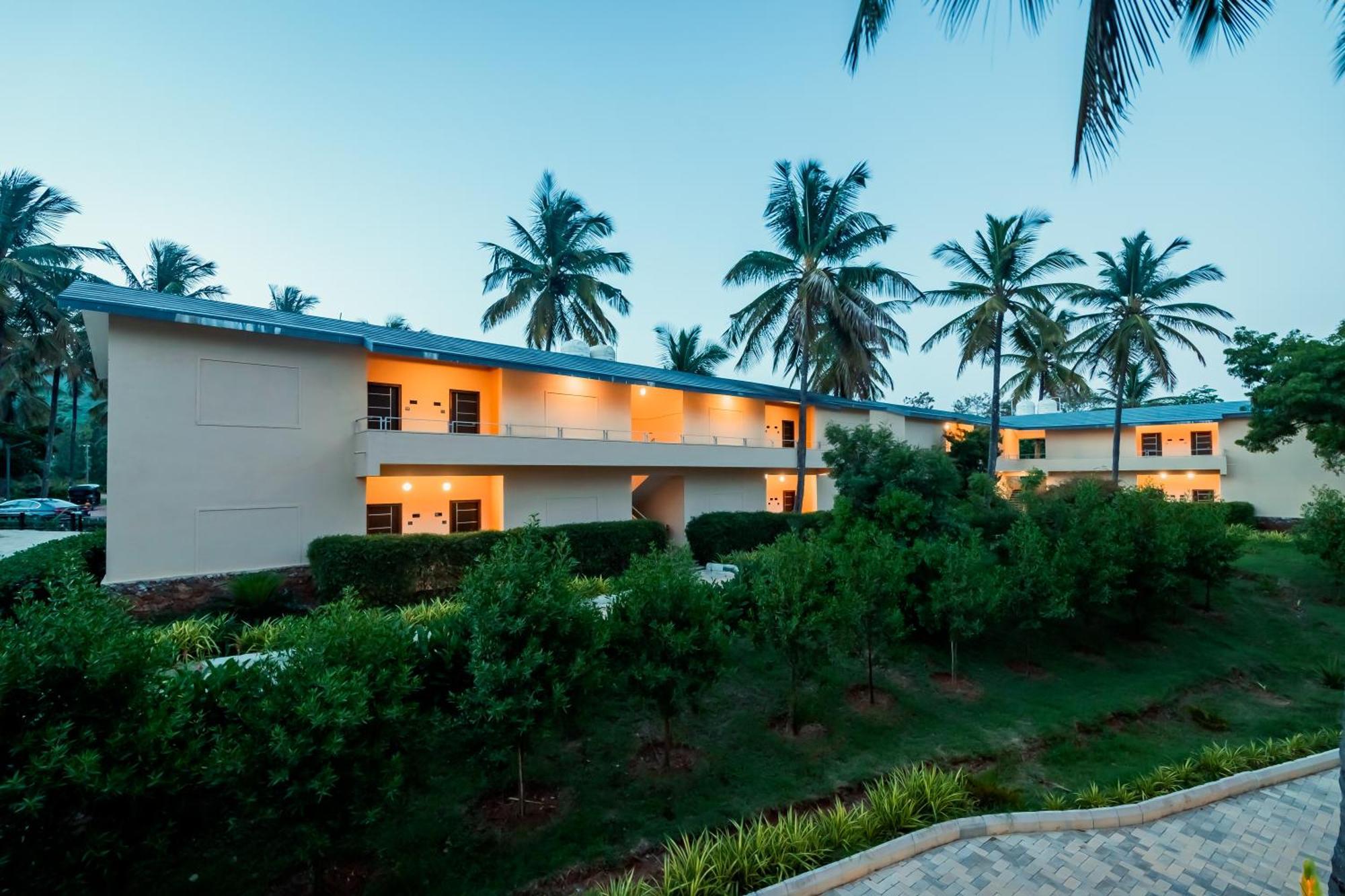 Commune18 Spa Resorts Chikmagalur Exterior photo