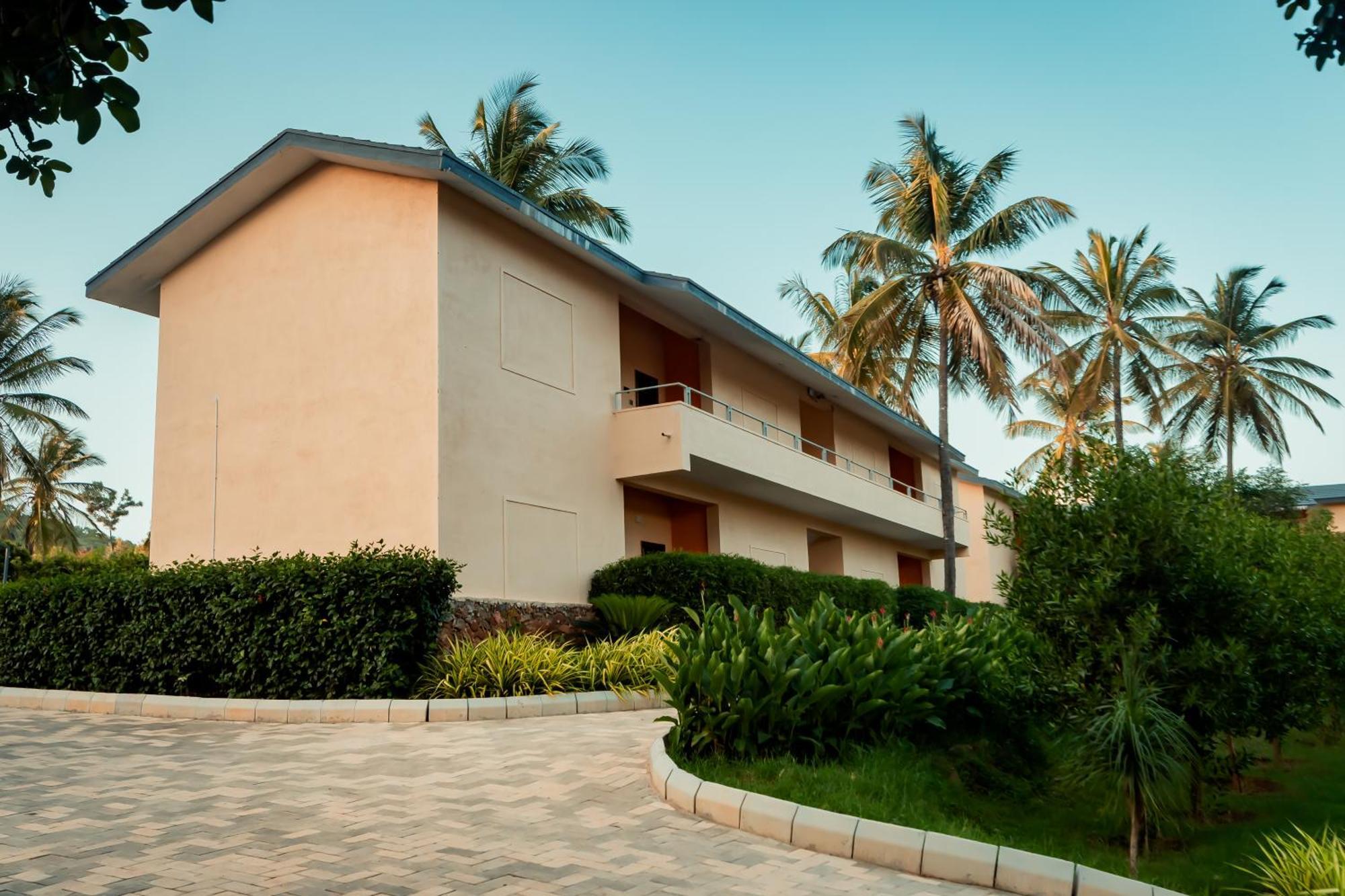 Commune18 Spa Resorts Chikmagalur Exterior photo