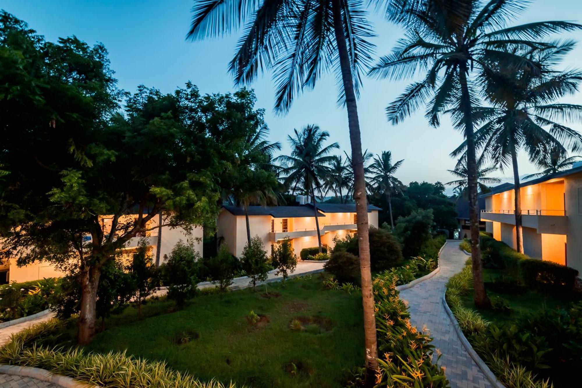 Commune18 Spa Resorts Chikmagalur Exterior photo