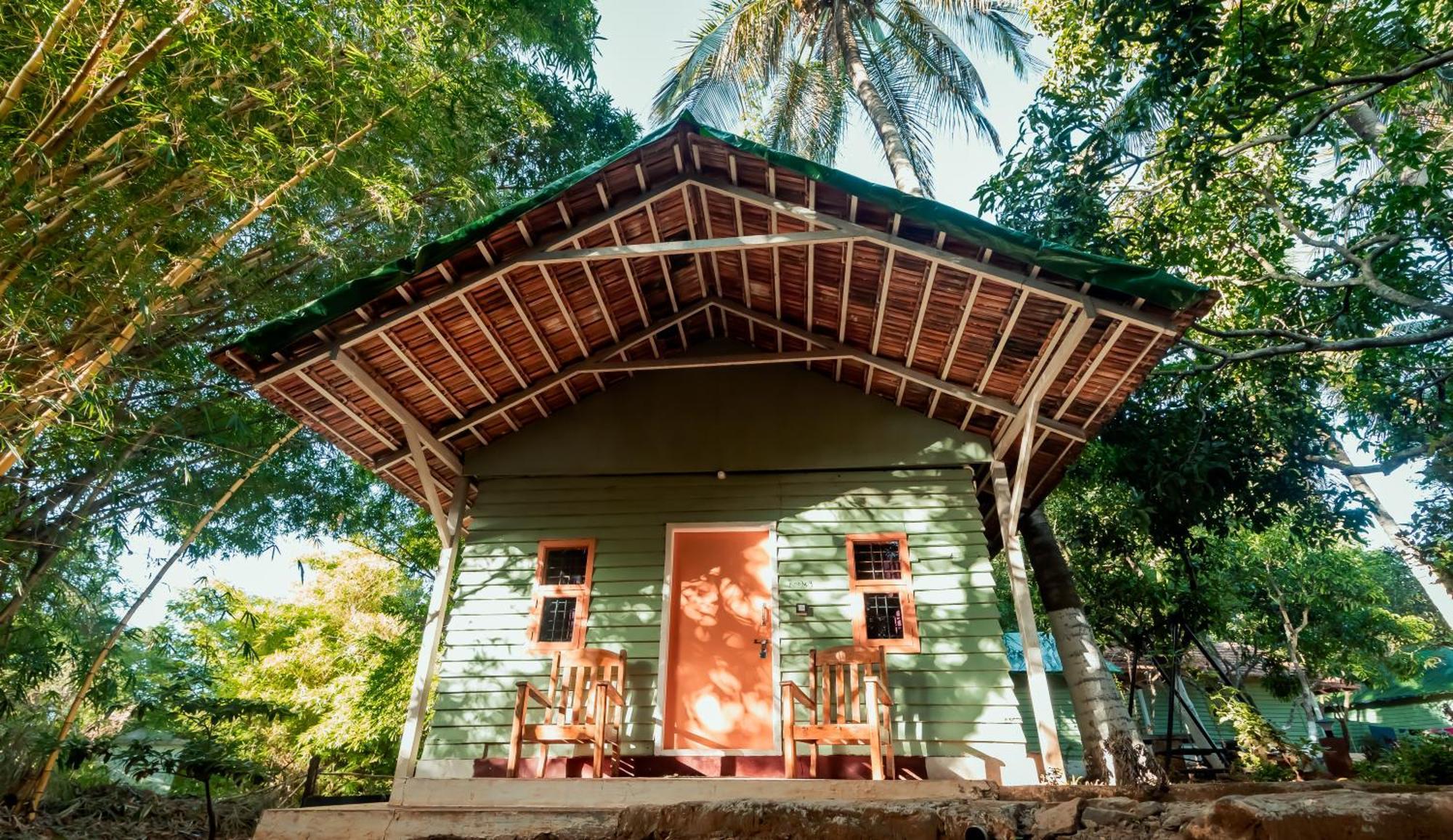 Commune18 Spa Resorts Chikmagalur Exterior photo
