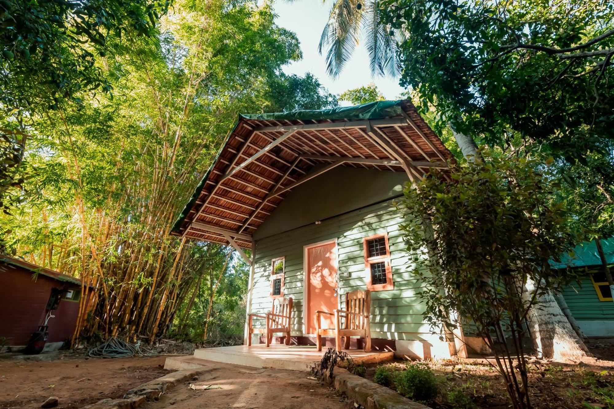 Commune18 Spa Resorts Chikmagalur Exterior photo